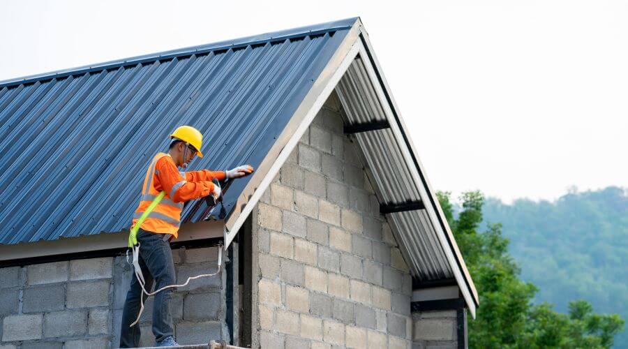 Expert top industrial roofings services in Bascom, OH